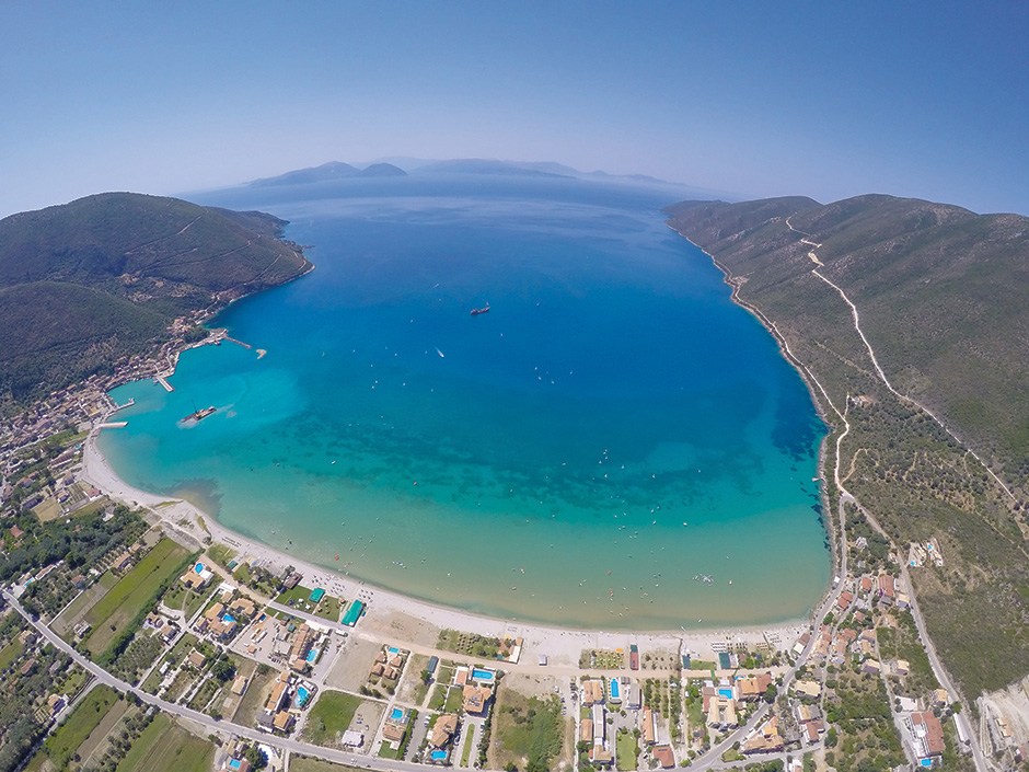 vasiliki windsurfing