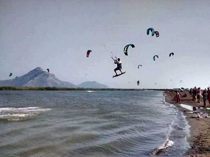 dioni katoxis kitesurf 2 696x522