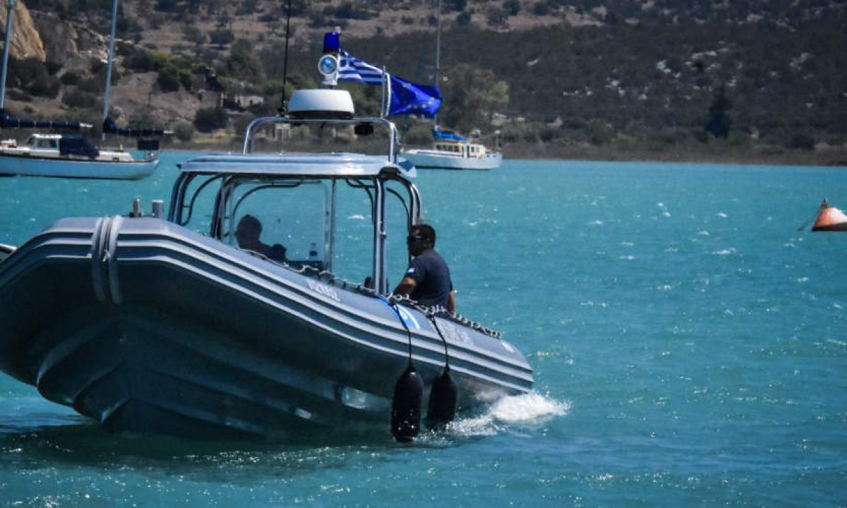 διάσωση windsurfer στην Αρτέμιδα!